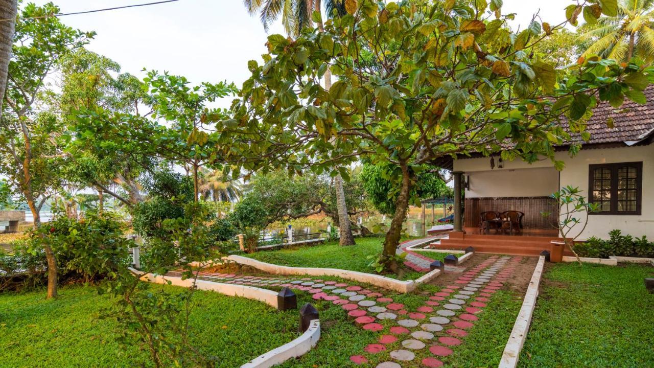 Warmth Haven Resort Alappuzha